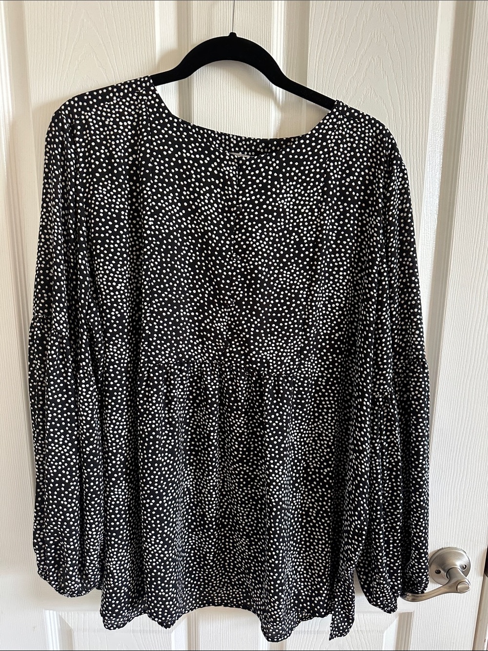 Black and White Polka Dot Women’s Peasant Top
